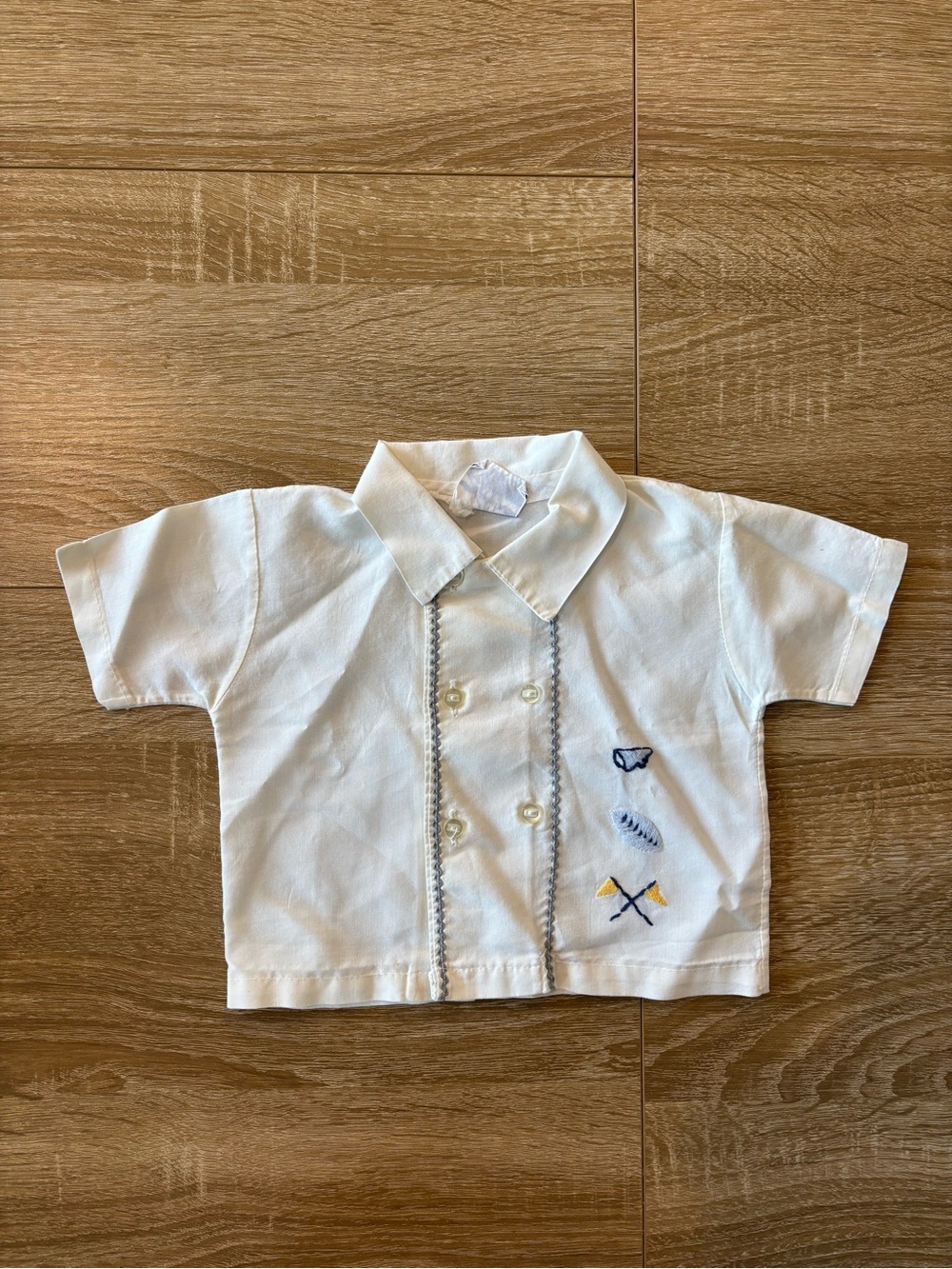 vintage Princess Pat embroidered button up shirt size 9 months